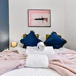 The Cozy Nook In Islington